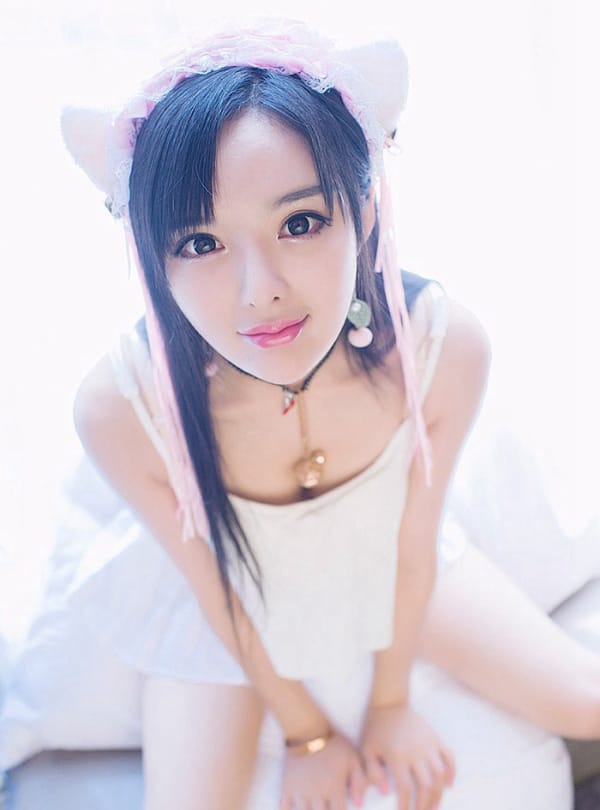 性感美女柠檬baby美胸翘臀勾人魂魄演绎白嫩美娇娘