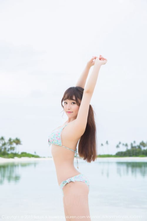 波萝社美女模特柳侑绮比基尼+死库水甜美诱惑马尔代夫旅拍