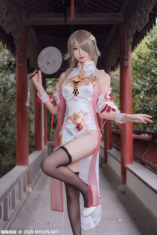 喵糖映画萌妹子浣溪沙黑丝美腿素色旗袍古典风性感写真